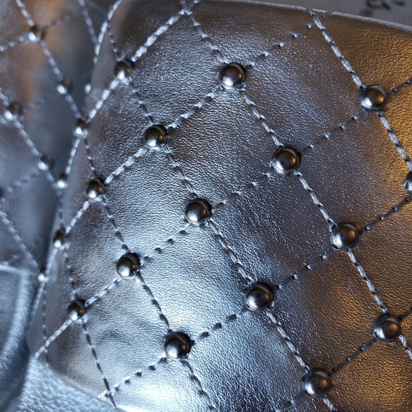 NWT Candie's Slides - Picture 3 of 4